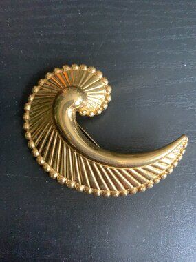 Monet Gold Shell Brooch